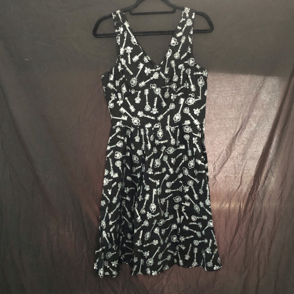1950s style skeleton key dress